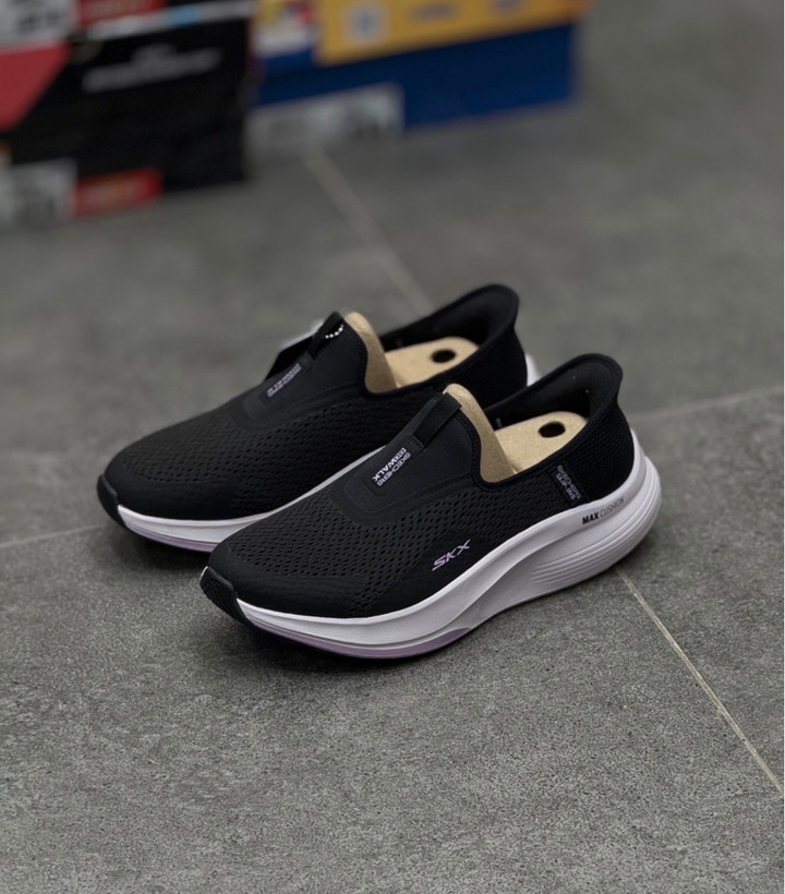 کفش پیادهروی زنانه SKX مدل GO WALK MAX WALKER | سبک و راحت
