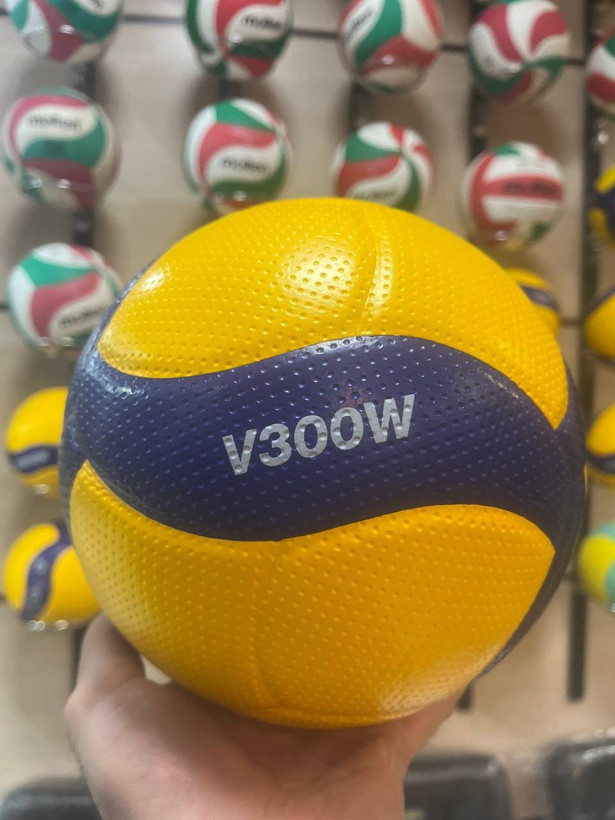 توپ تمرینی اورجینال V300W | توپ والیبال تمرینی با کیفیت بالا