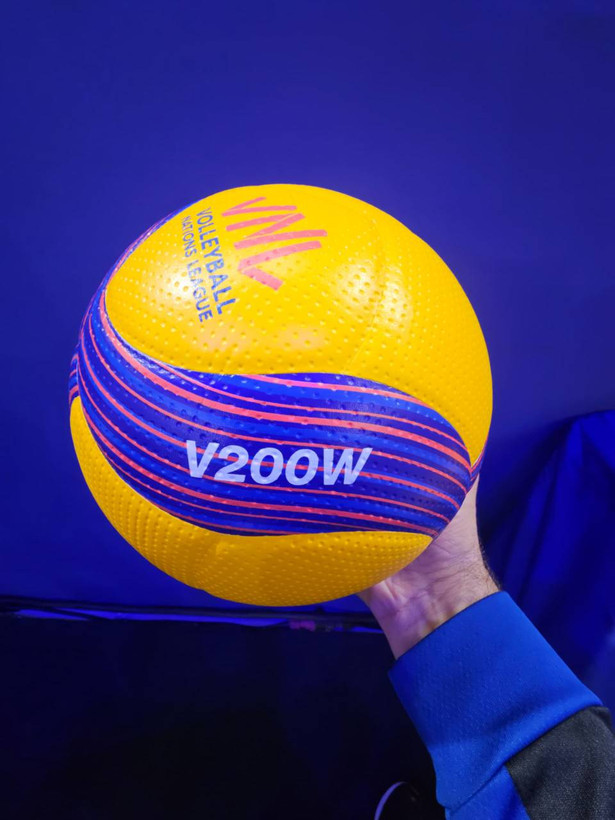 «توپ والیبال میکاسا Mikasa V200W-VNL اورجینال نسخه لیگ ملتها در فروشگاه سی ای پی اسپرت»