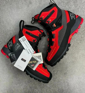 کفش کوهنوردی Garmont Gore-Tex اورجینال با زیره Vibram و رویه چرم طبیعی